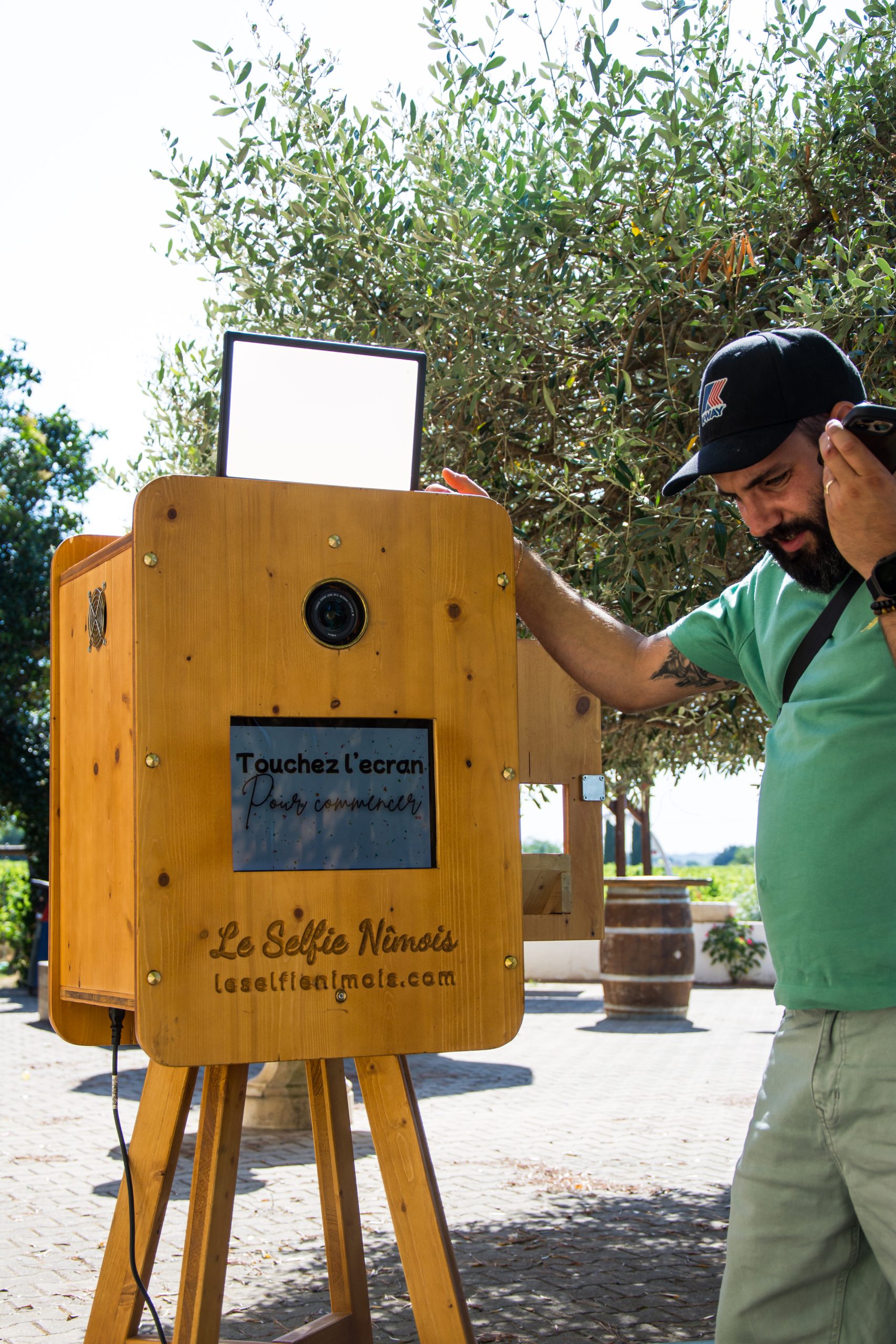 La fin du mois de juillet : une période stratégique pour la location de photobooth à Nîmes.